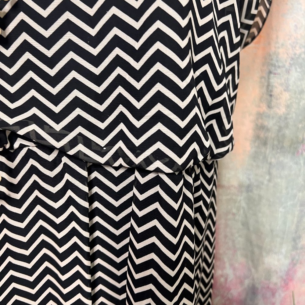 Tacera Stylish Zigzag Pattern Plus Size Chiffon D… - image 3